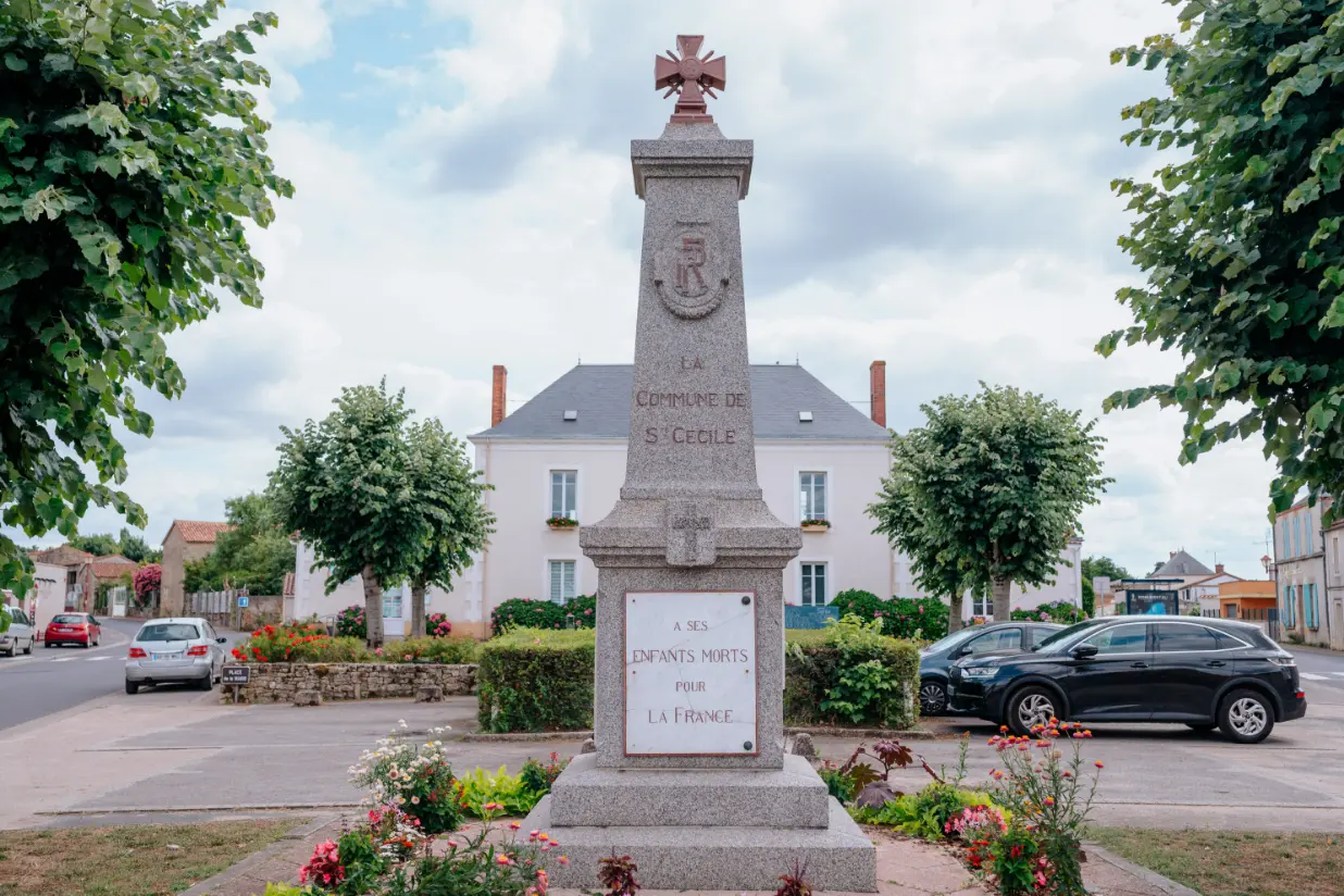 Mairie de sainte cecile